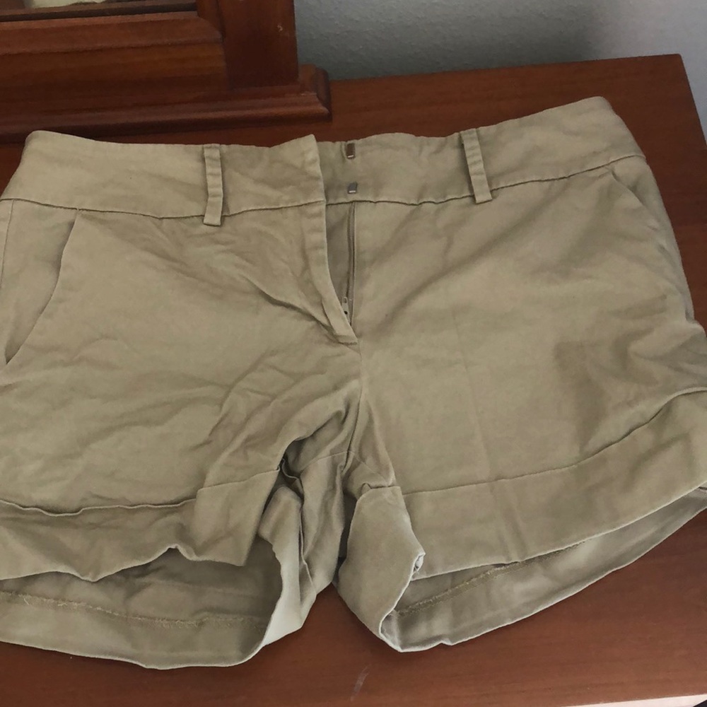 New York and Company Short